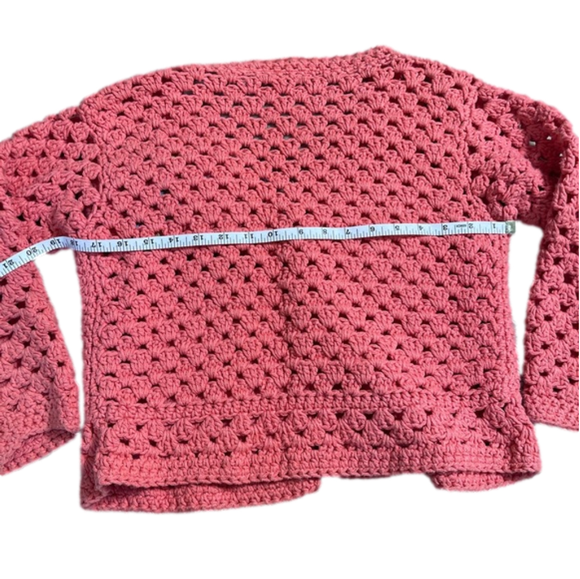 VINTAGE Hand Knit Open Weave Coral Pink Button Up Cardigan with Crochet Flowers - Picture 6 of 8